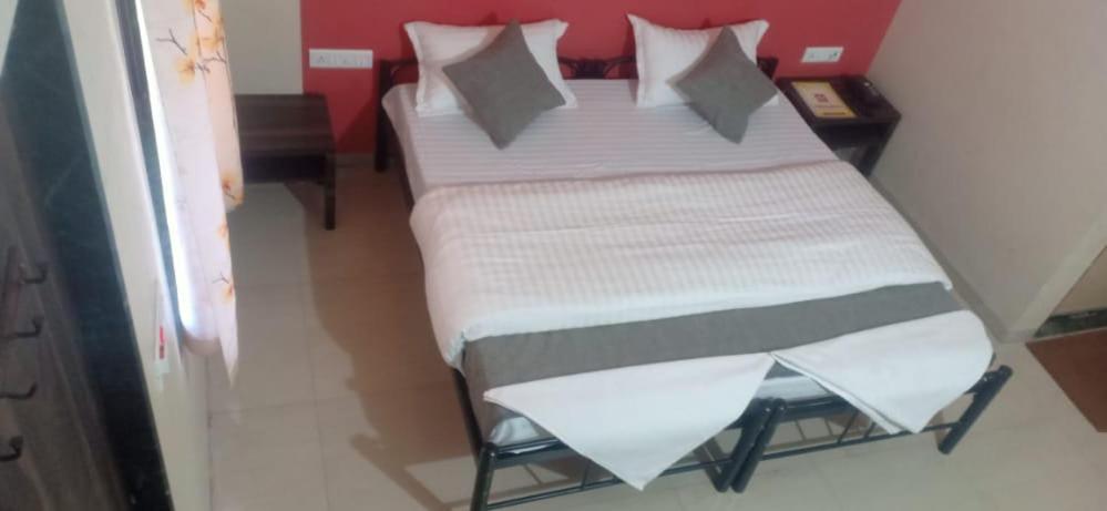 Hotel Rajendra Chinchani Dış mekan fotoğraf