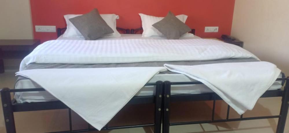 Hotel Rajendra Chinchani Dış mekan fotoğraf