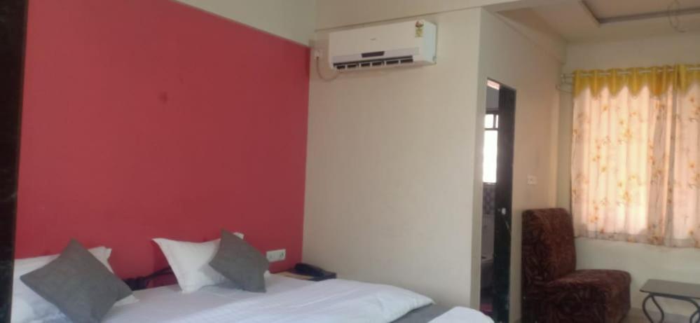 Hotel Rajendra Chinchani Dış mekan fotoğraf